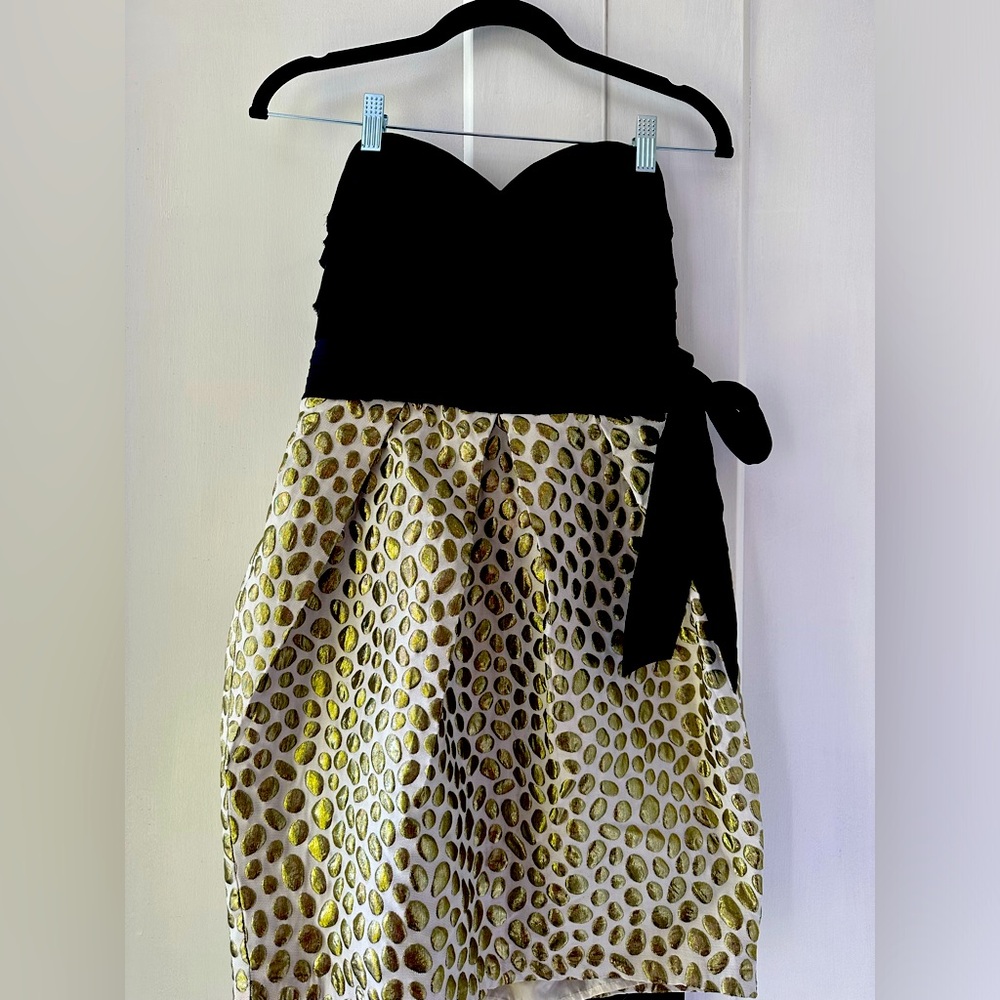 Aryn K holiday mini dress-sweetheart neckline and bubble skirt, size M